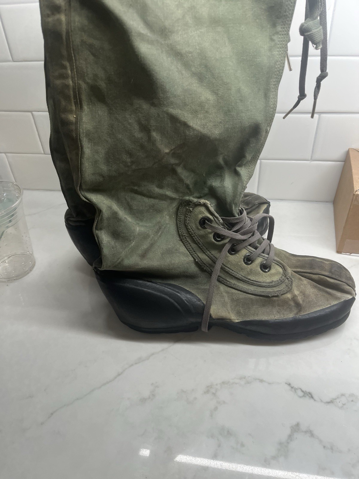 CONVERSE Cold Weather Mukluk Winter Boots SZ Small