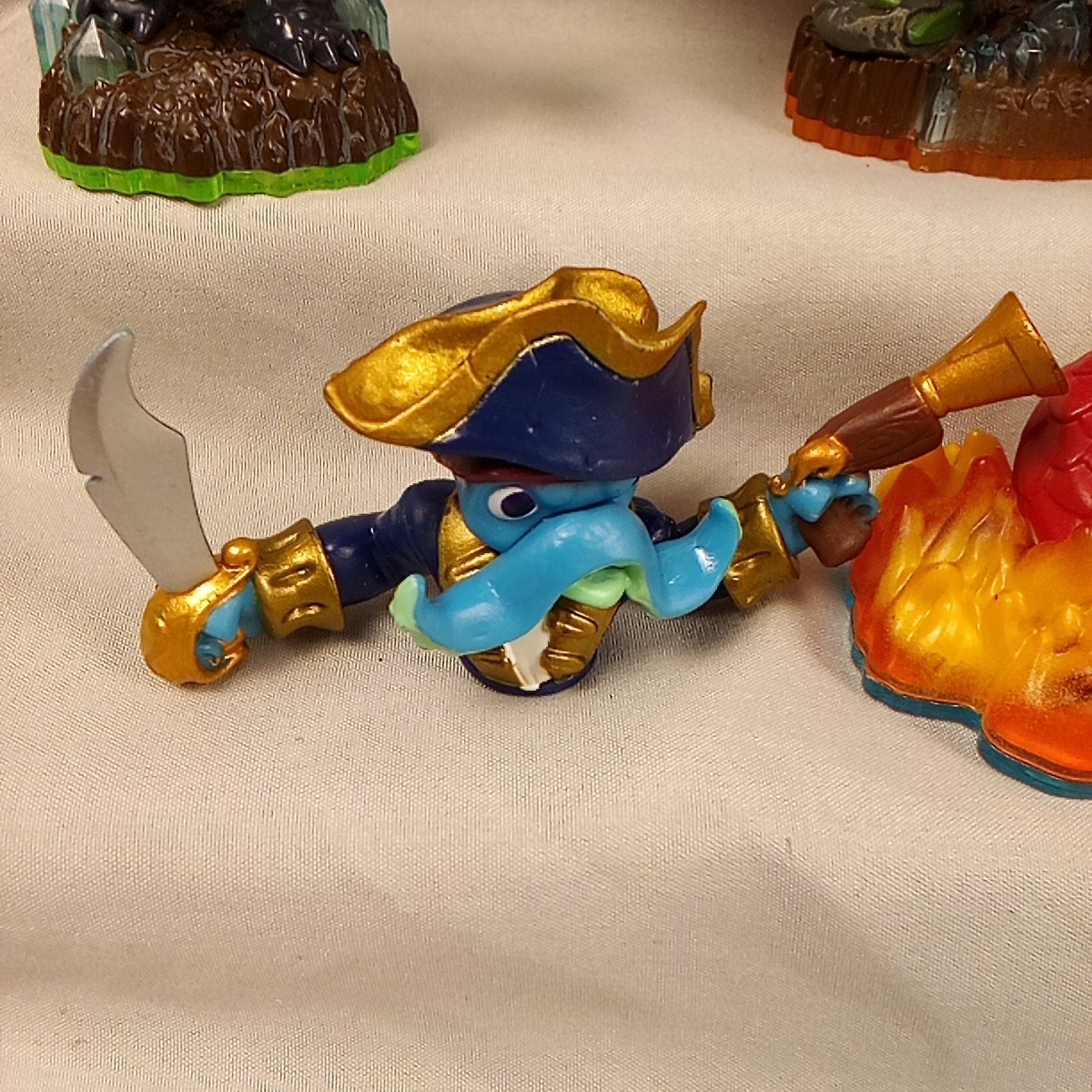 Skylanders Giants GraniteCrusher HotHead Thumpback Terrorfin Prism Break Figures