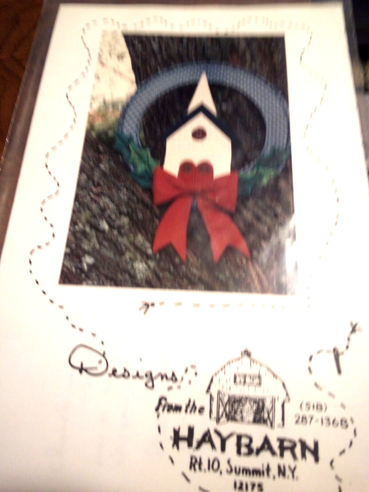 (NEW) Designs from the Haybarn CHURCH IN A HOOP Quilted Christmas Wreath Pattern