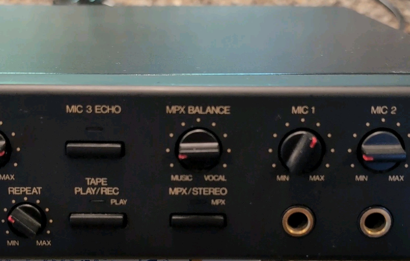 Nikkodo DEP-2000K Digital Echo/Key Processor 1U Rack 2CH RCA 1/4" Black