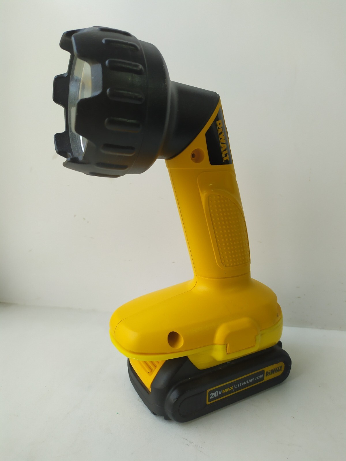 Battery Adapter for Old Dewalt 18V Tools ( Jadapters )