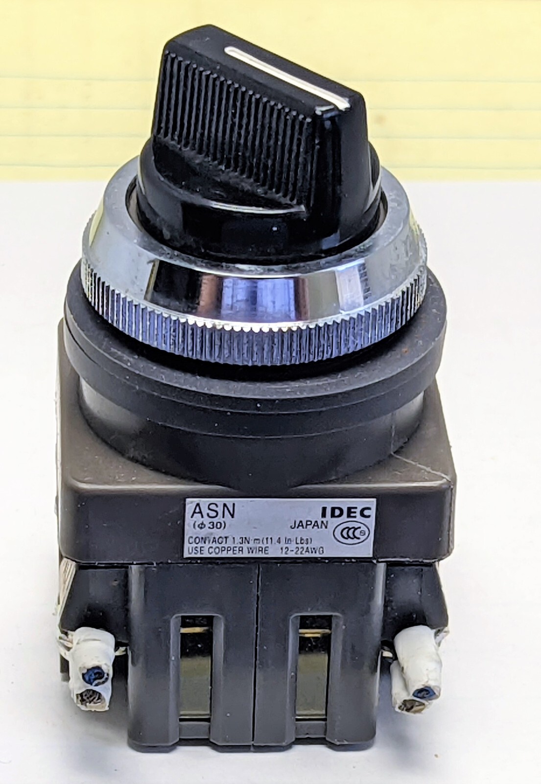 IDEC ASN 2 Position Selector Switch With Spring Left Return WORKING PULL [OF27]