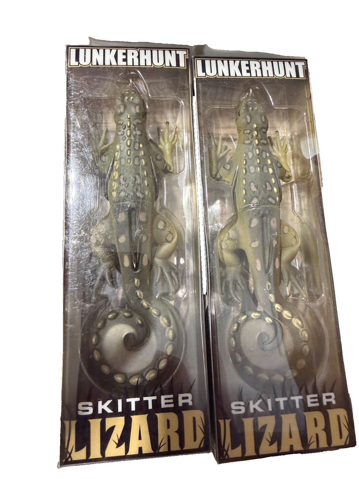2-Lunkerhunt Skitter Lizard,creature bait,Back Wood-5.25" L , 3/4 Oz