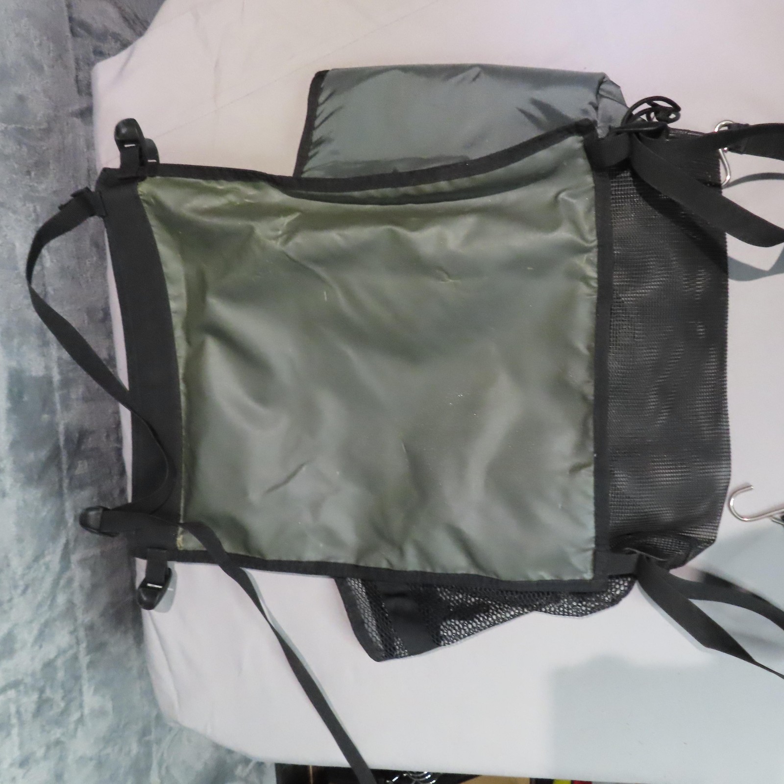 LL Bean Car Seat Organizer Hanging Storage Bag Large Nylon Mesh Multiple Pockets