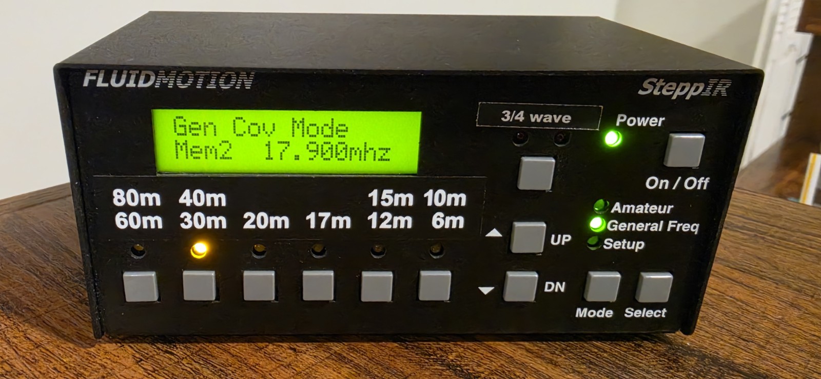 SteppIR HF Antenna Controller w/ Back-Lit LCD Display, 24 VDC, 80m-6m Range