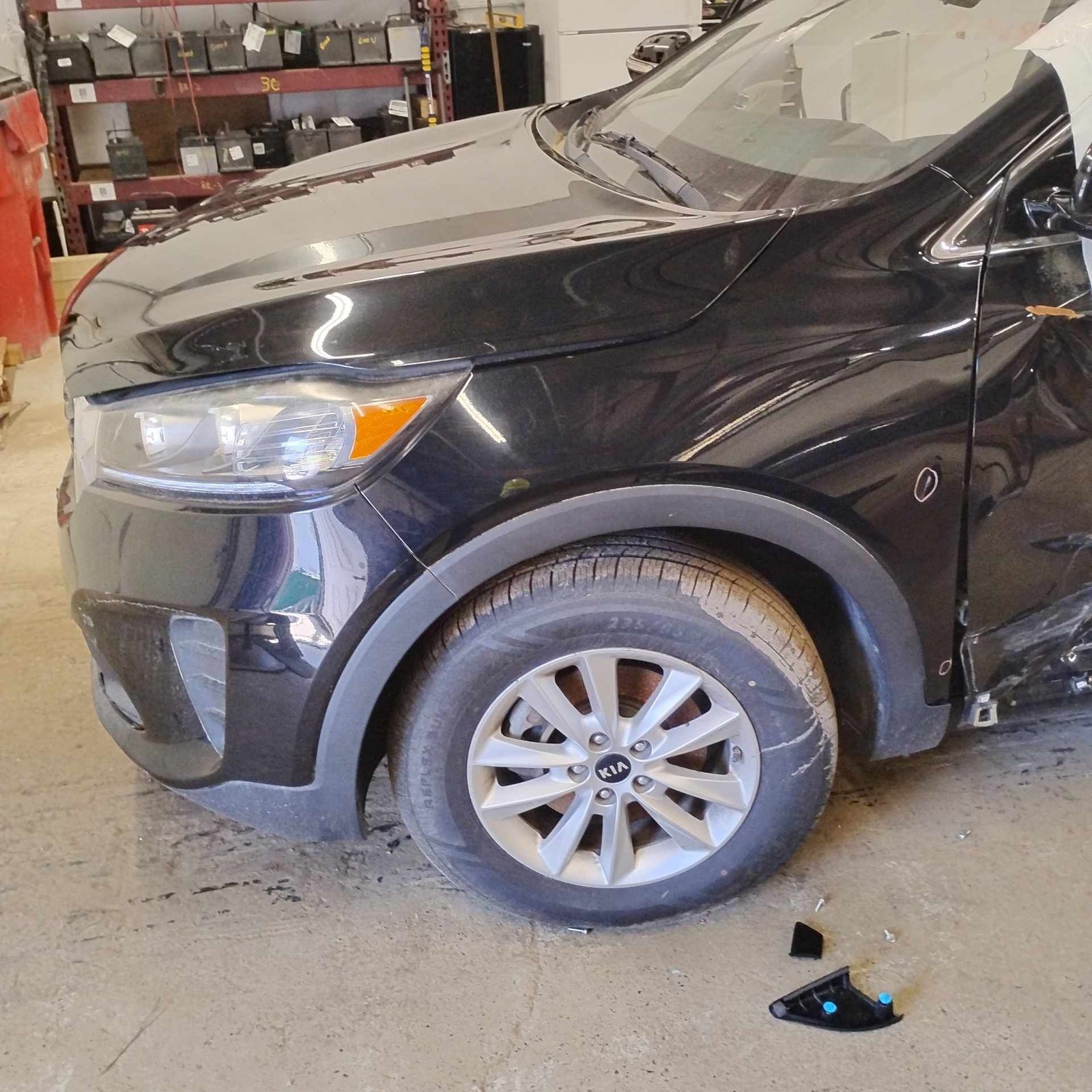 Spindle Knuckle Front KIA SORENTO Left 19 20