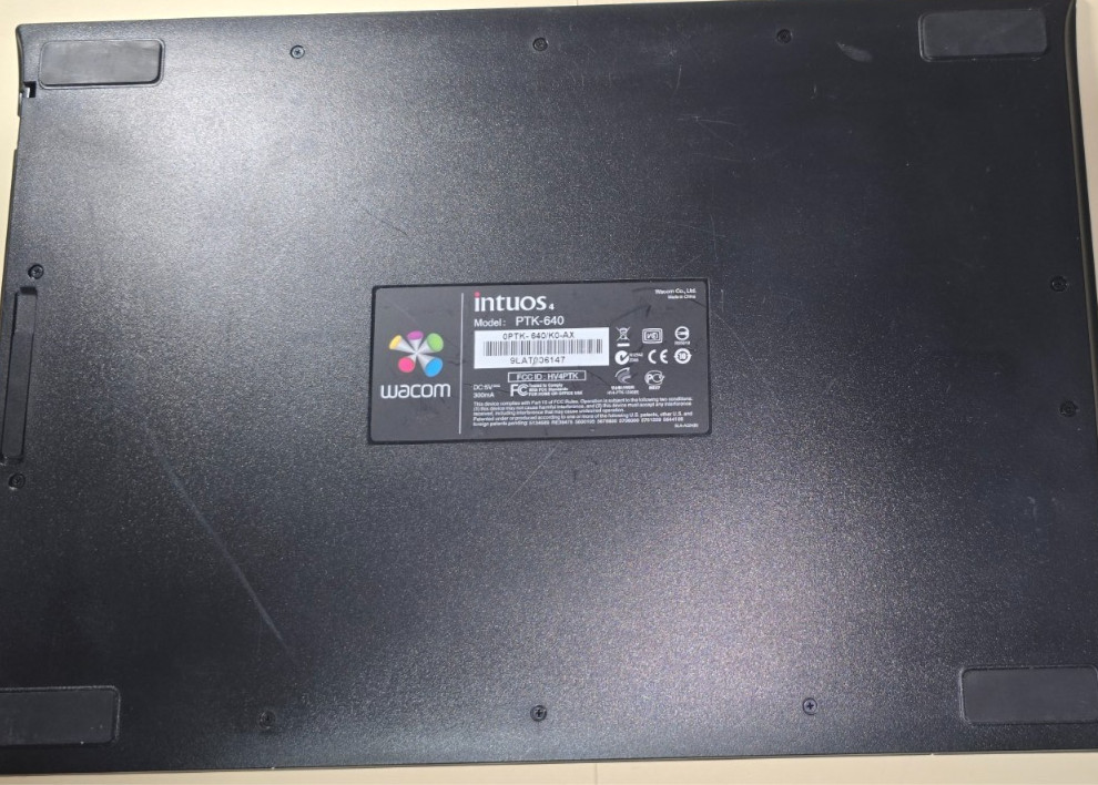 WACOM INTUOS4 PTK-640 MEDIUM Pen Tablet  Drawing PAD ONLY * TESTED*