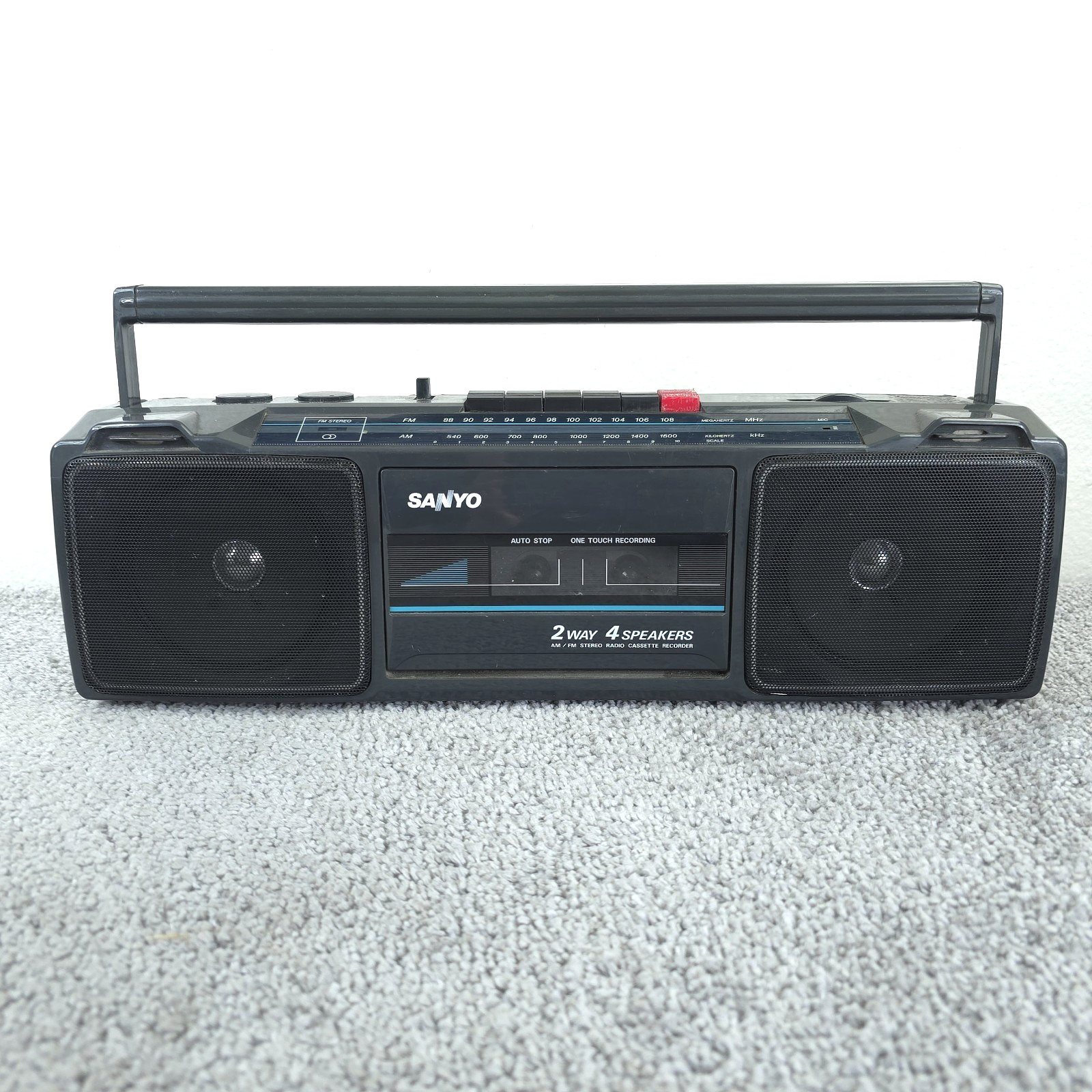 Vintage Sanyo M7024A Boombox AM/FM Stereo Radio Cassette Recorder Portable