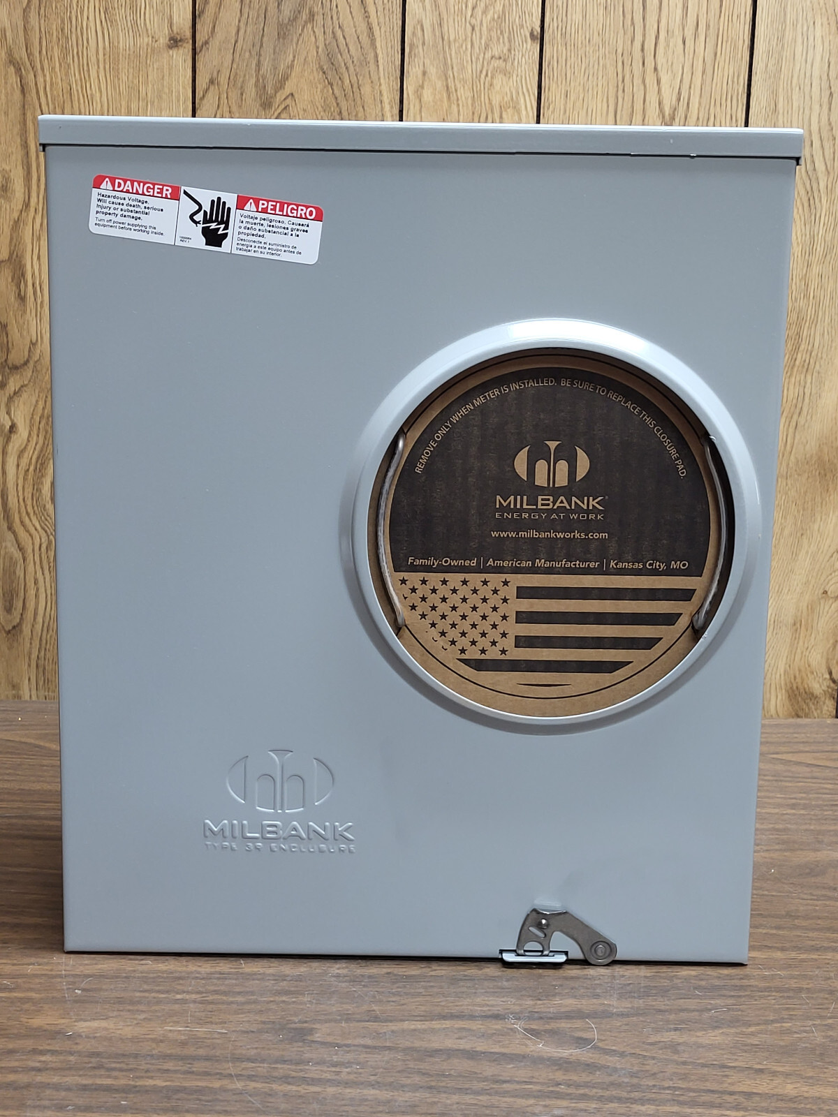 MILBANK U1980-0 U1980-O 200 AMP RINGLESS UNDERGROUND METER CAN SOCKET