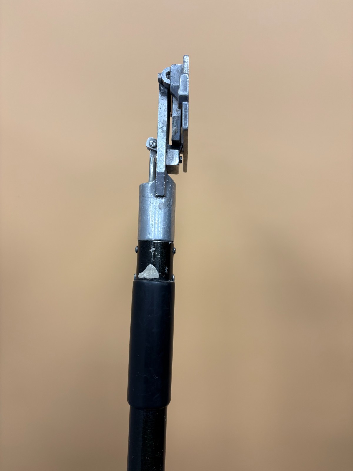 level 5 dry wall flat box long extension handle 40"