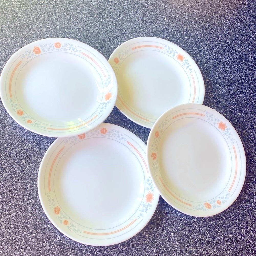 Vintage USA Corelle by Corning Apricot Grove Pattern Appetizer Plates Set of 4 !