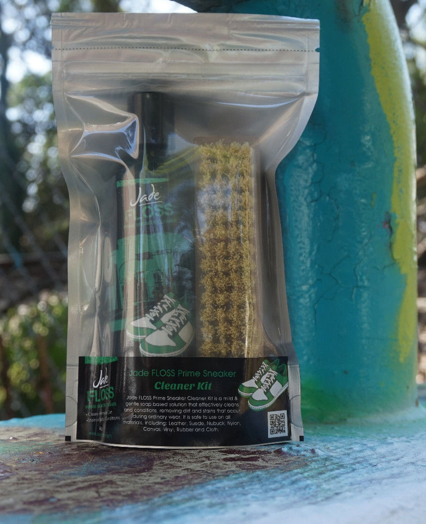 Jade Floss Sneaker Cleaner Bottle Kit *ECO-Friendly - 8 Ounces
