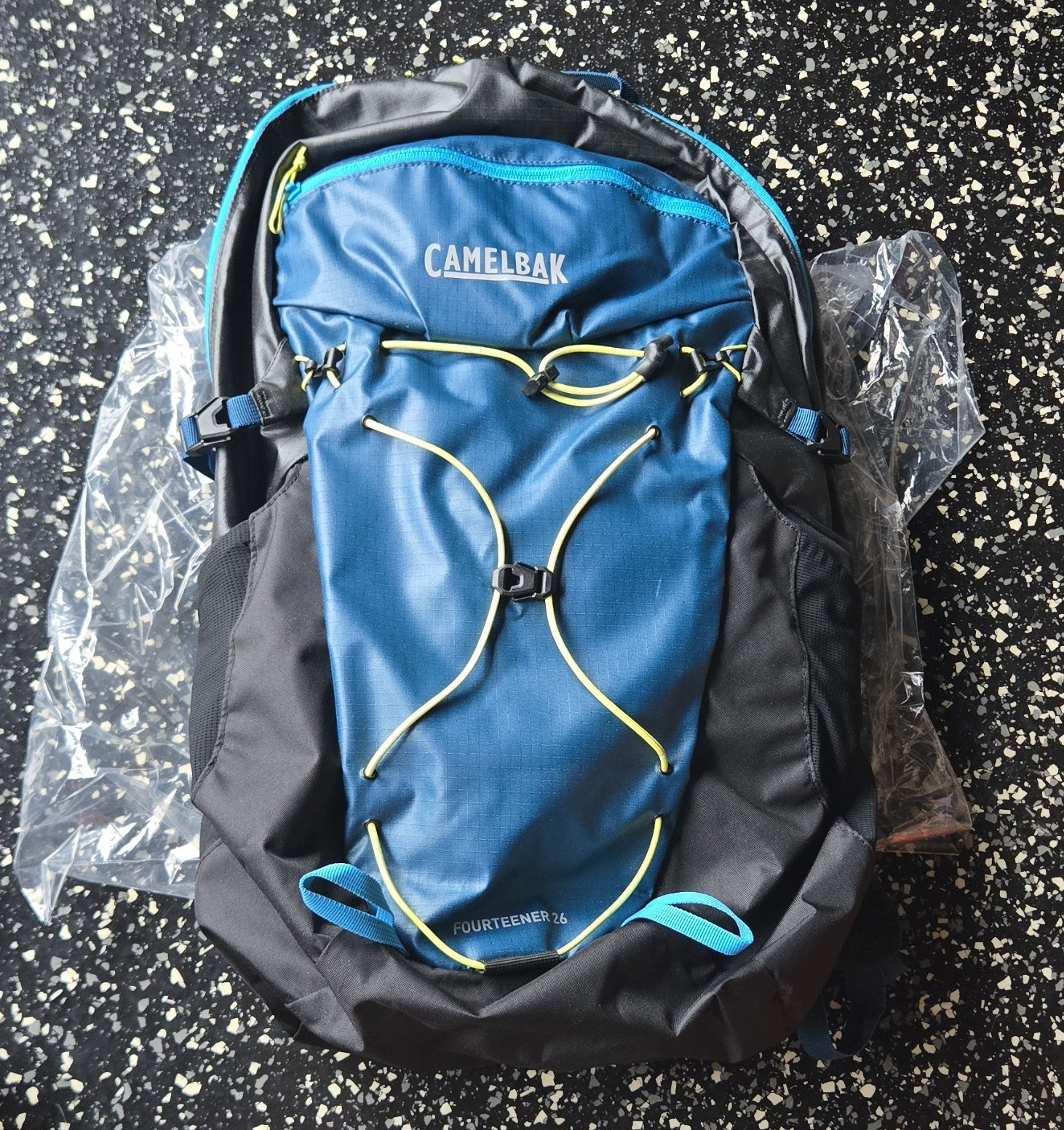 CamelBak Fourteener 26 26L Hydration Backpack Blue/Black Adjustable Straps