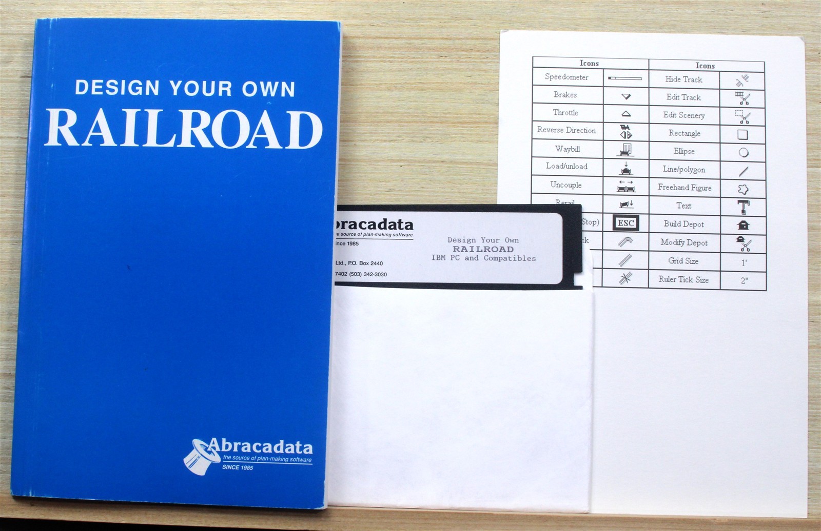 1992 IBM/PC DOS Abracadata DESIGN YOUR OWN RAILROAD 5.25" Floppy Disc w/Manual