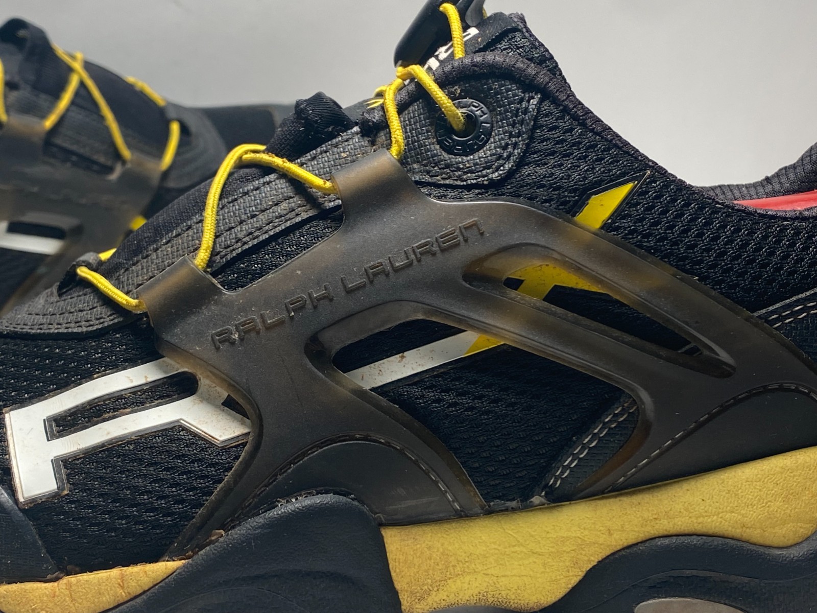 Y2K Ralph Lauren RLX Xtreme Men's Size US 9D Athletic Sport Shoes Black Yellow