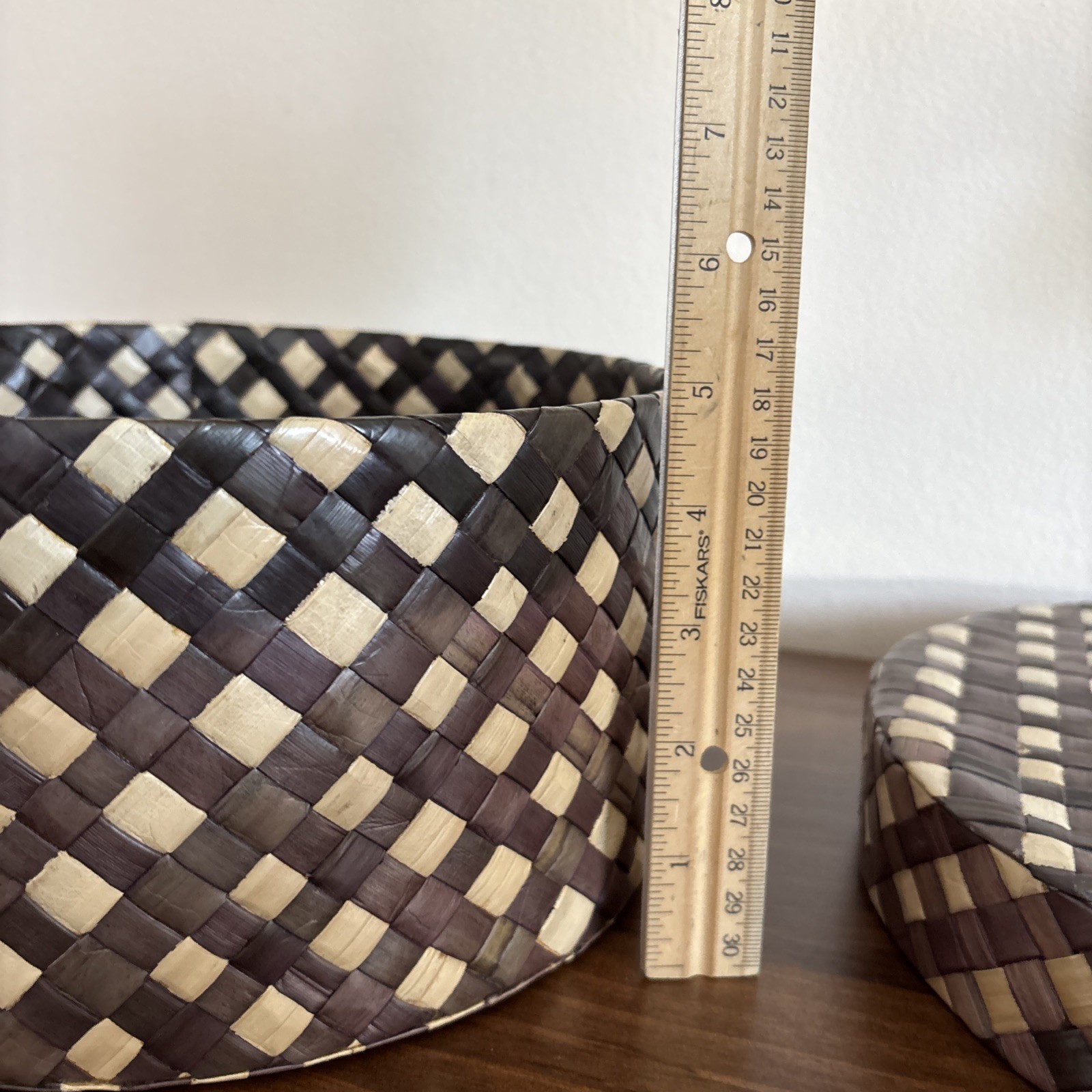 Handwoven Lidded Basket with Handle Checked Pattern