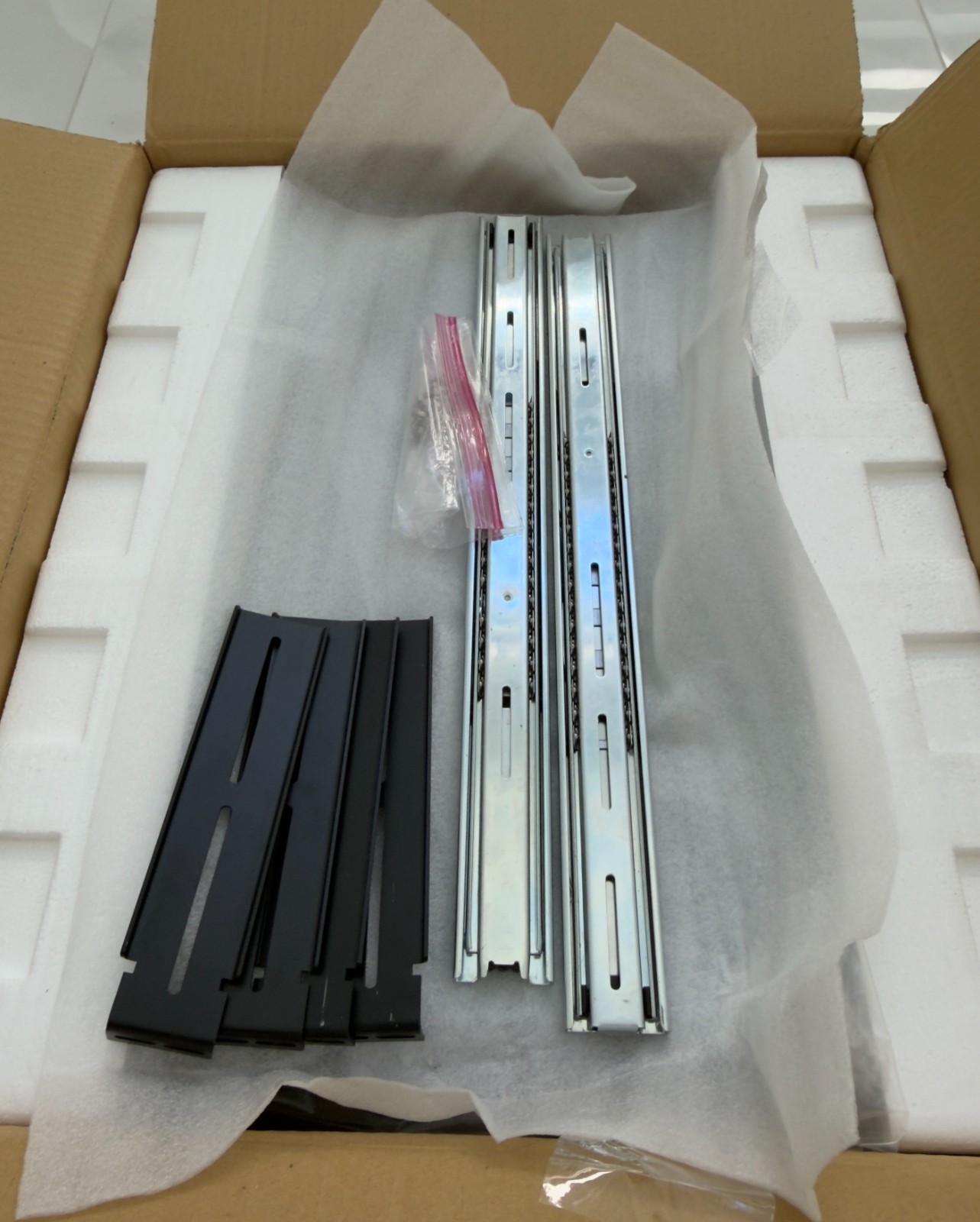 RA251C00F 2U Rackmount Server Case with Rails