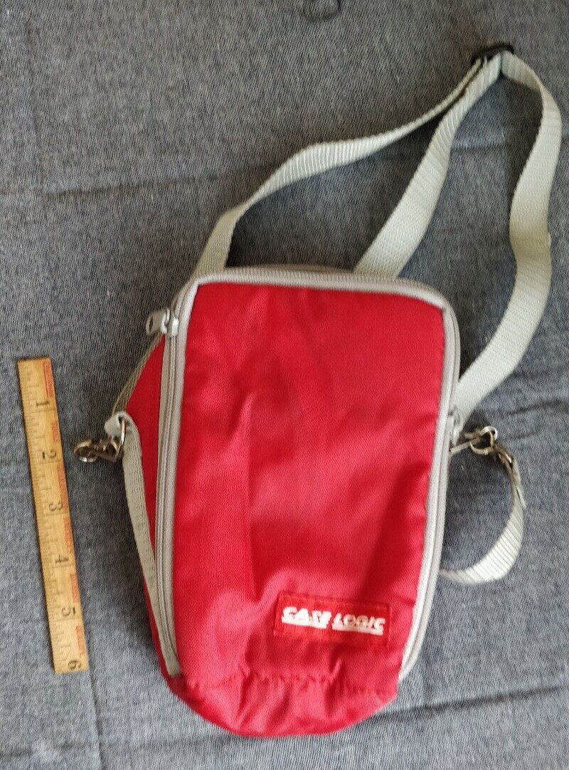 NOS Case Logic - carrying Case Bag Gaming switch Game