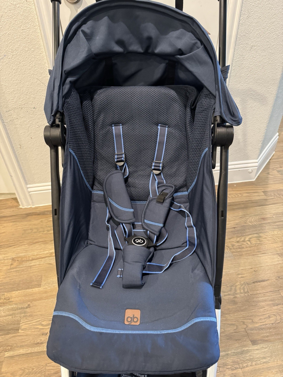 gb Pockit+ All-City Lightweight Single Stroller Blue Five-Point Harness