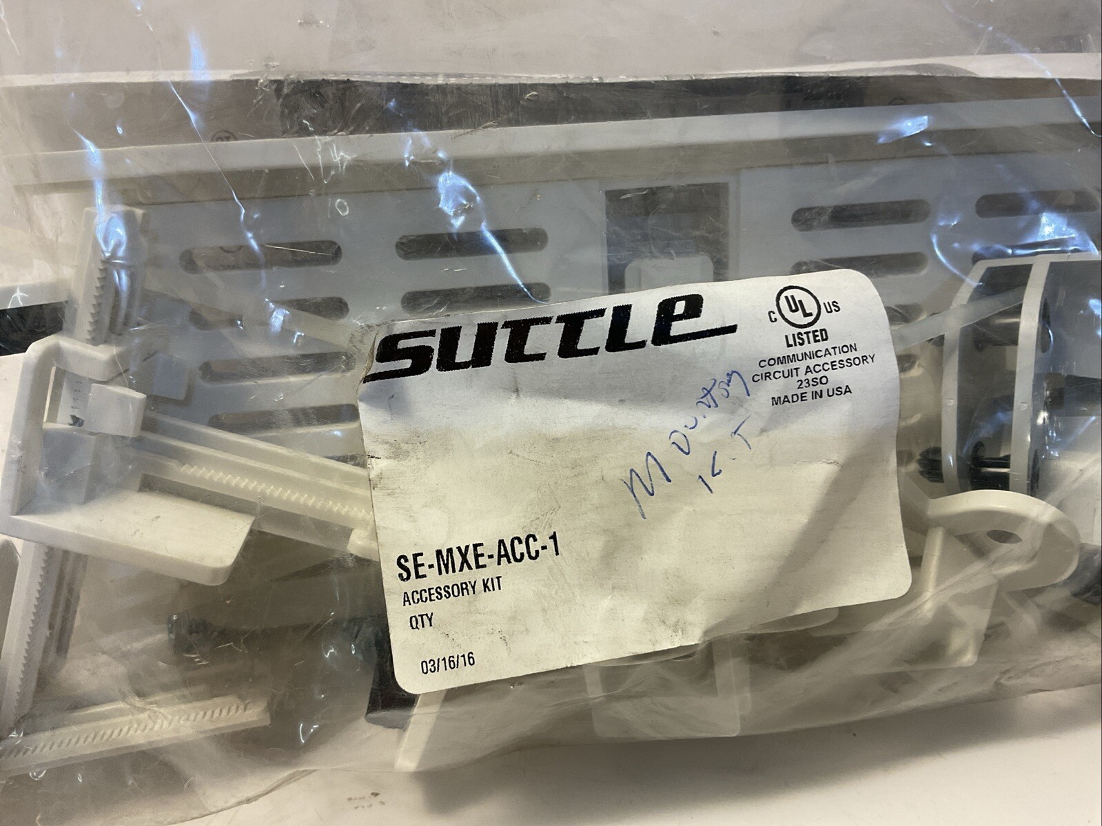 Suttle SE MXE ACC 1 Mounting Kit Brand New Lot Of 4