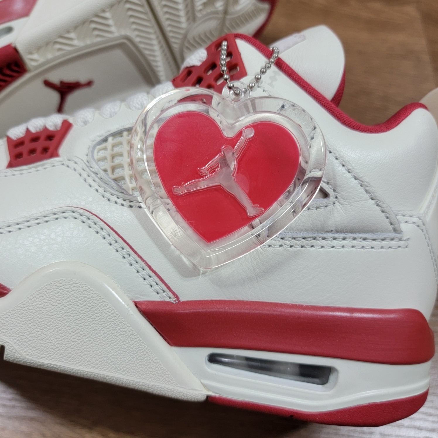 Air J*rdan 4 Valentine's Day “Sierra Red” 2026 HV0823-108 Men's Size 10