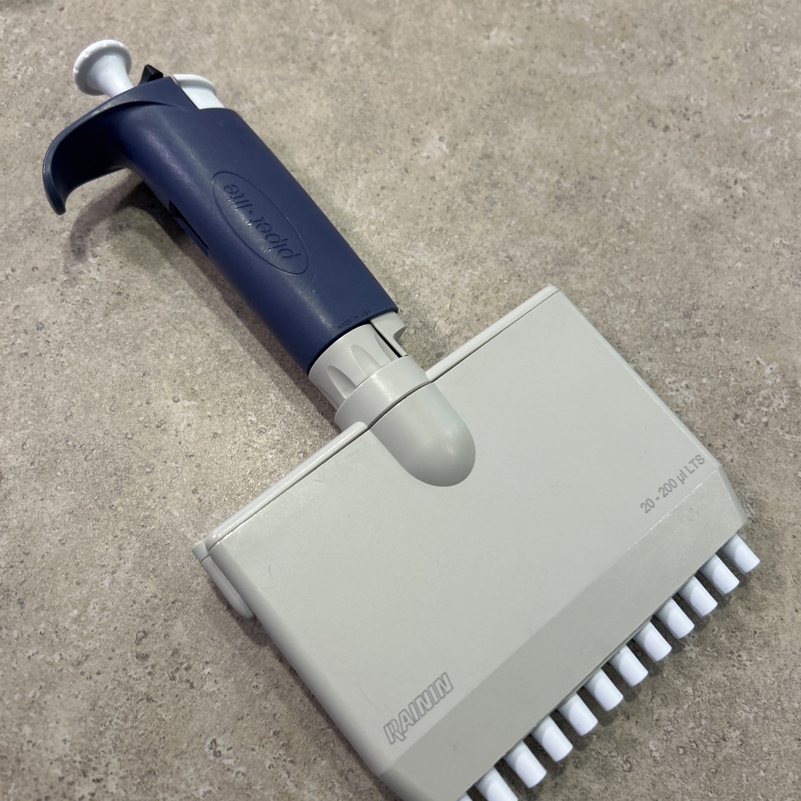 RAININ PipetLite L12-200 LTS Pipette