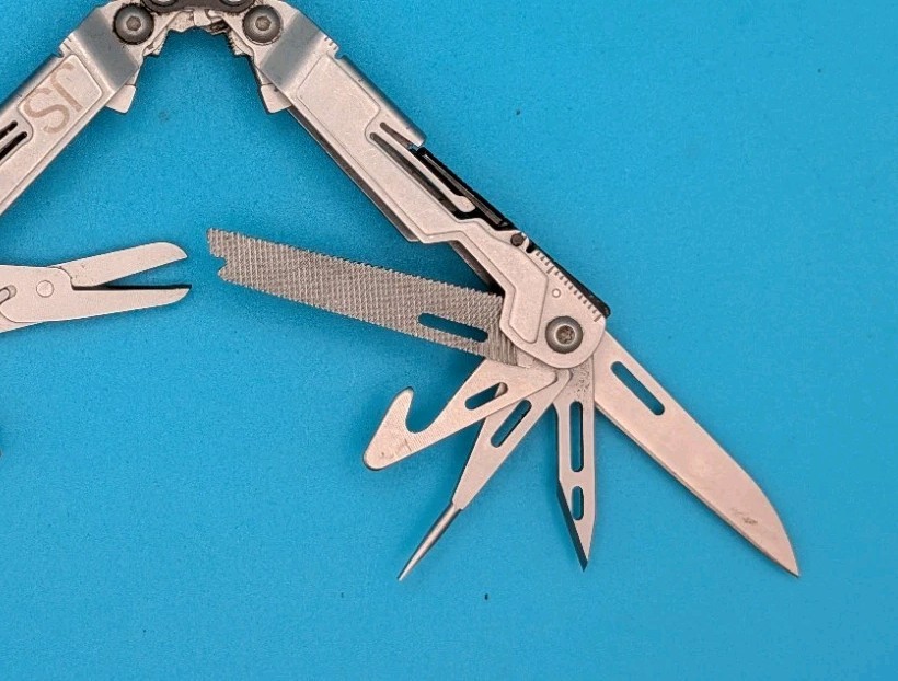 SOG PowerPint Tool Compact Lightweight Silver Multi-Tool!