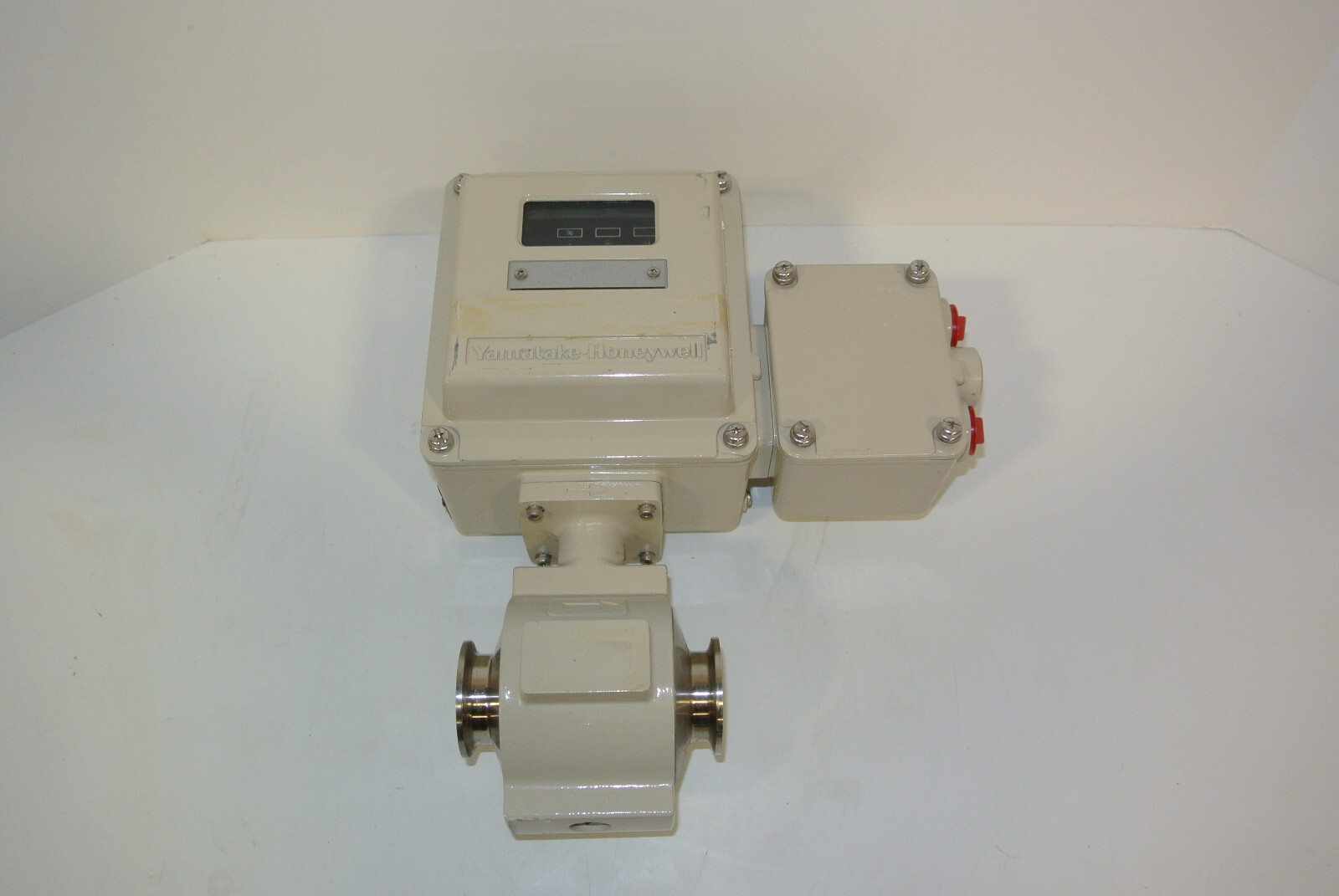 1 1/2" YAMATAKE HONEYWELL KIX20AA-F11X2XY-XXX0XXX FLOWMETER CONVERTER