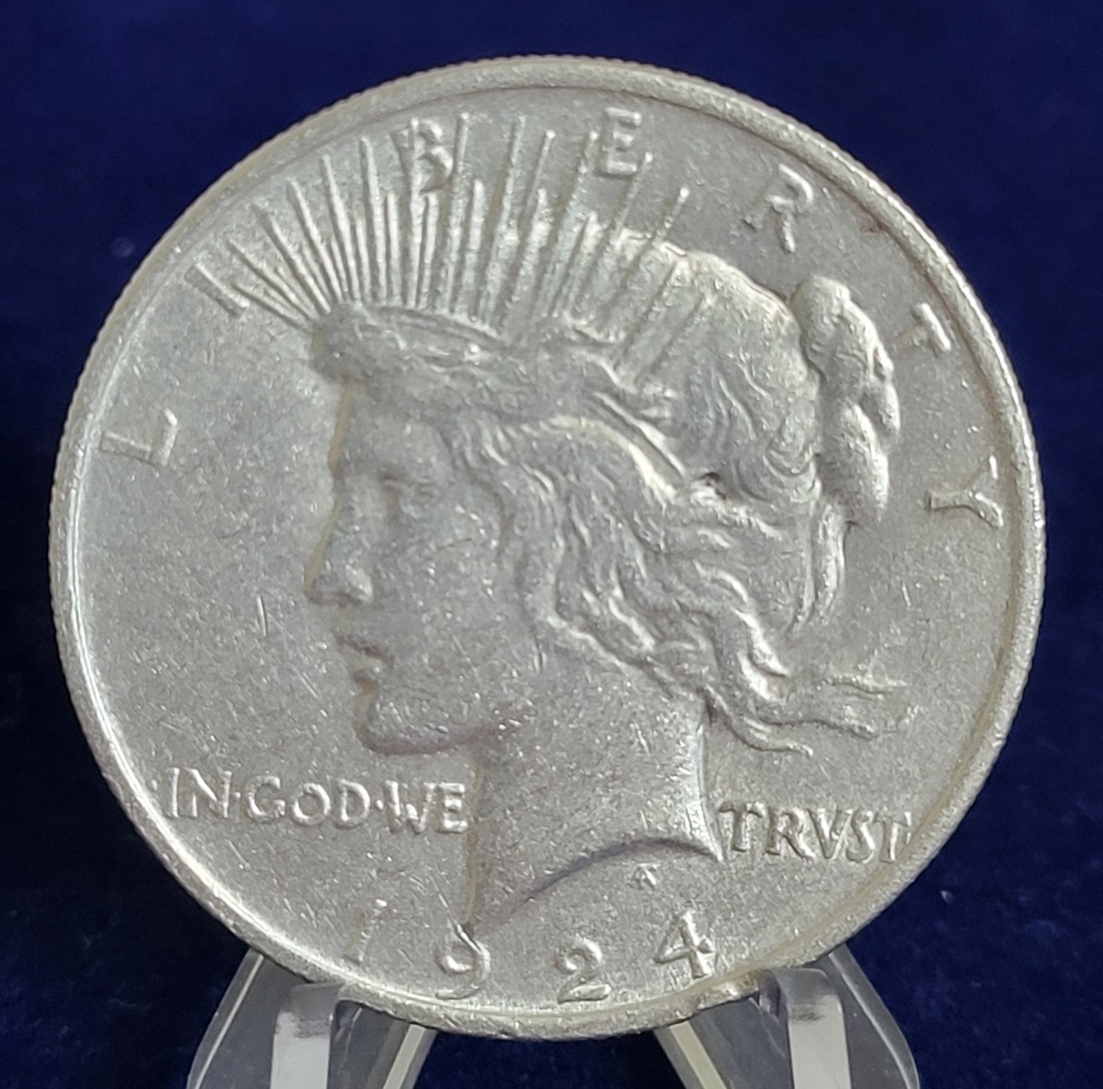 1924 Peace Silver Dollar 90% Silver No Mint Mark Philadelphia Coin