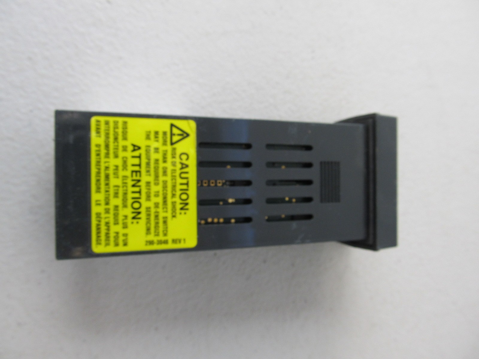 Omega Engineering Process/Temperature Controller CN79033 CN79033-LV