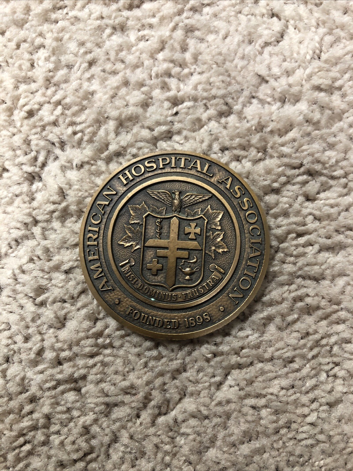 (RARE VINTAGE TOKEN) AMERICAN HOSPITAL ASSOCIATION COIN MEDAL 1959 1969