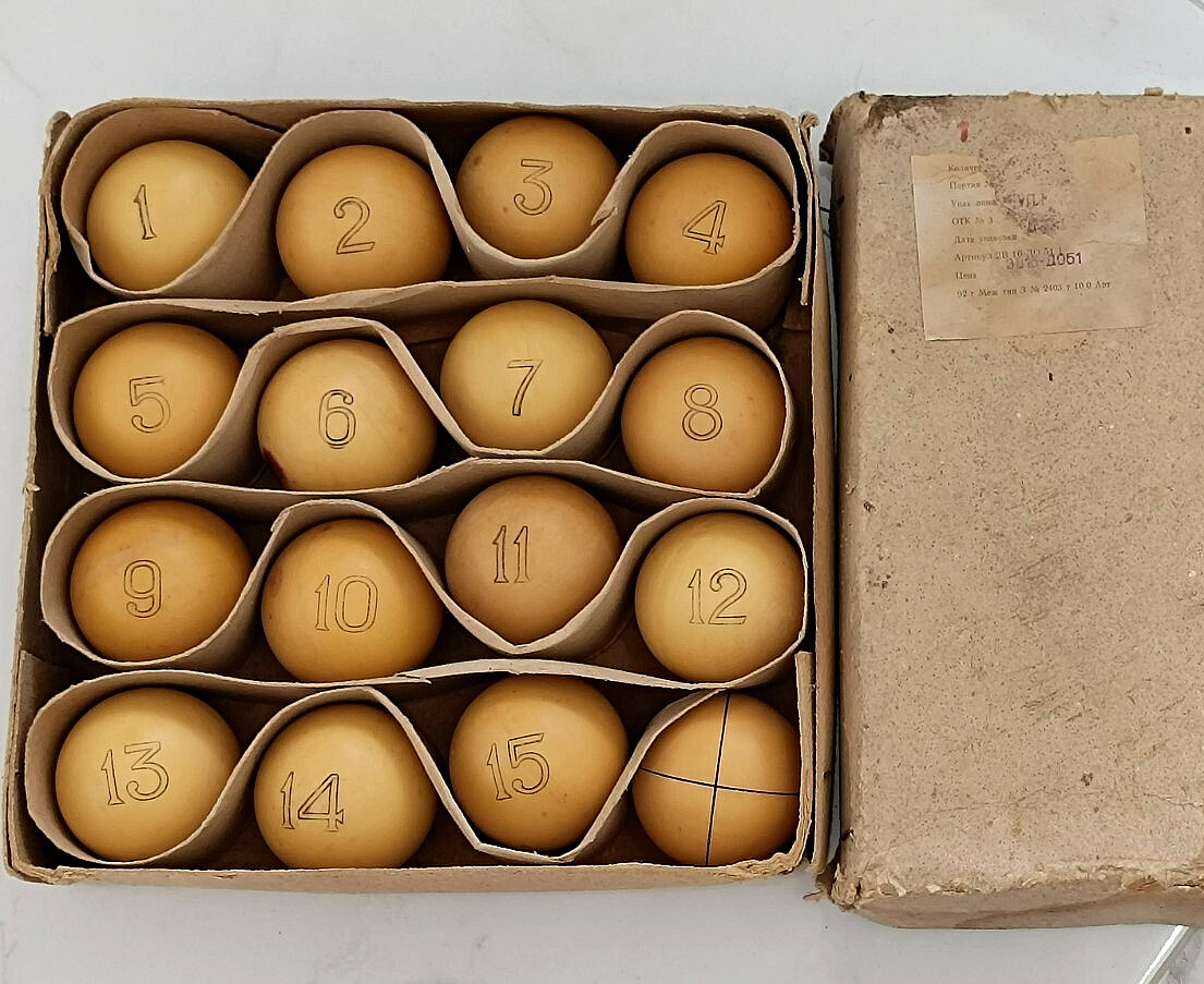 16 Full Set Vintage USSR 58.8mm Russian Billiard Balls Neoleykorite for Rosaries