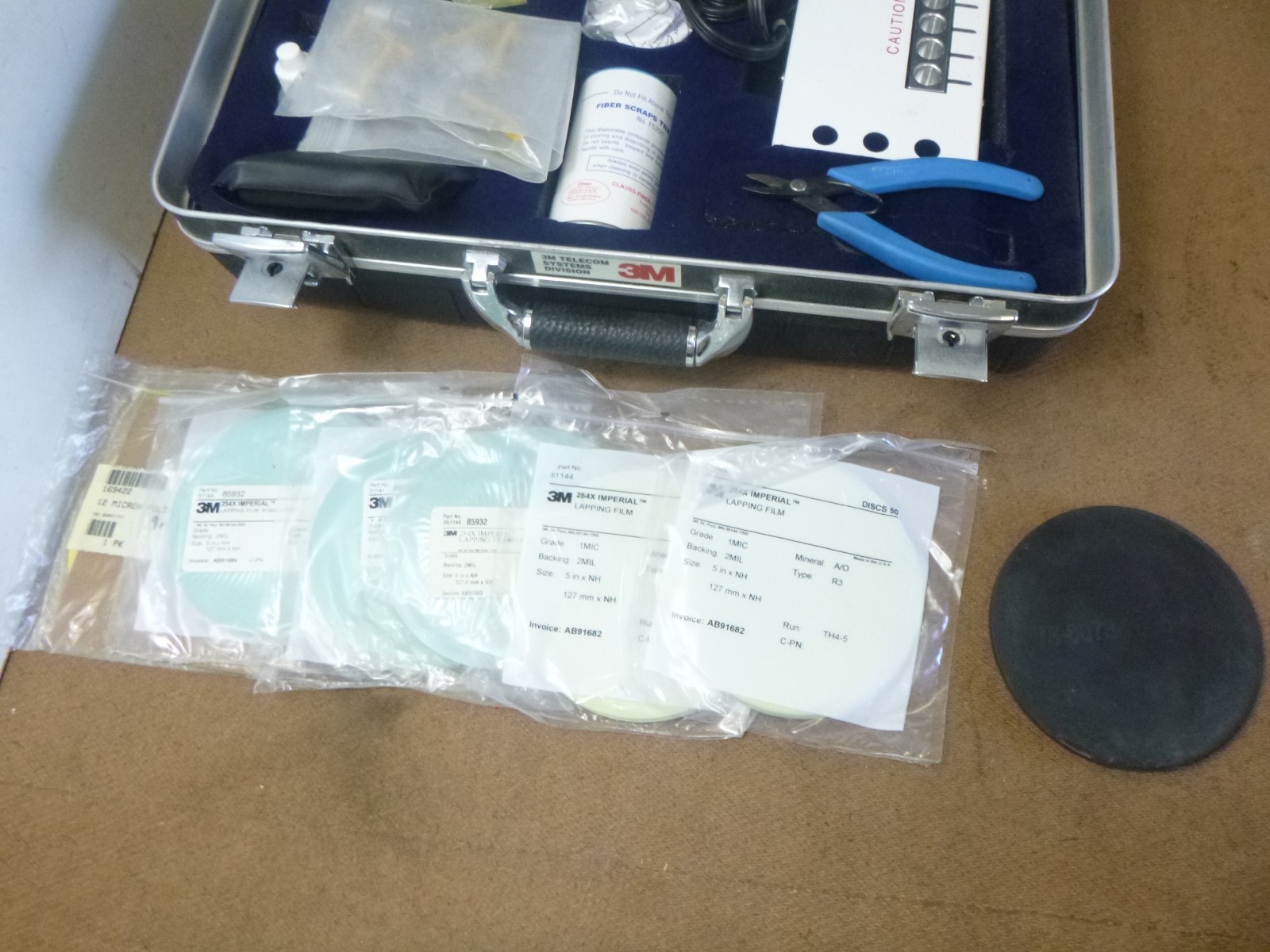 3M 6355 Universal Hot Melt Kit Bundle 80-6109-8 with Case