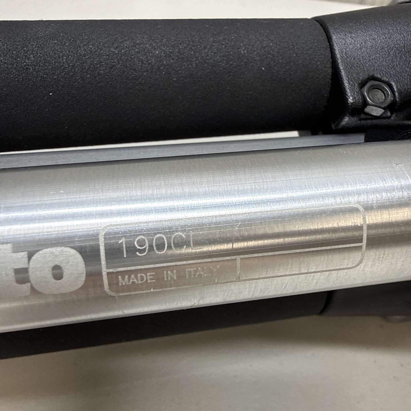 Manfrotto 190CL Tripod with Compact Ball Head 486RC2