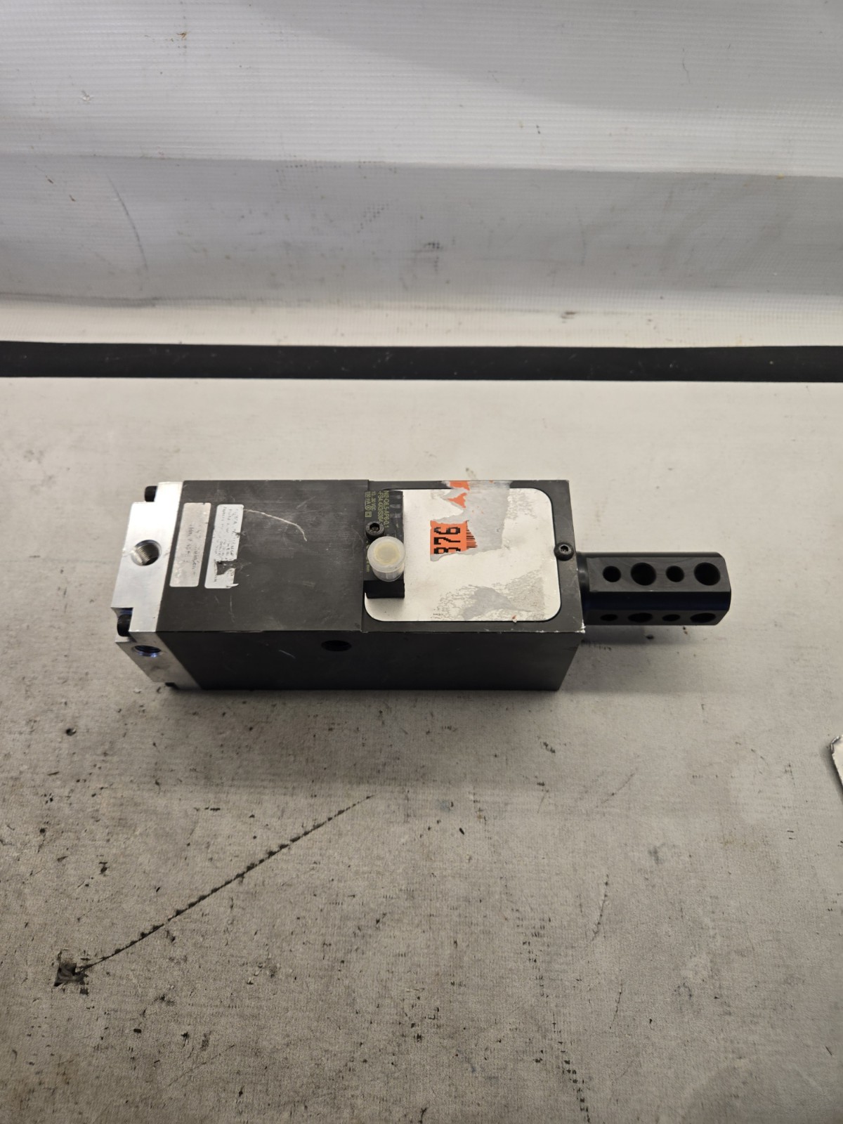 Linear Straight Actuator, Locating Pin Cylinder.