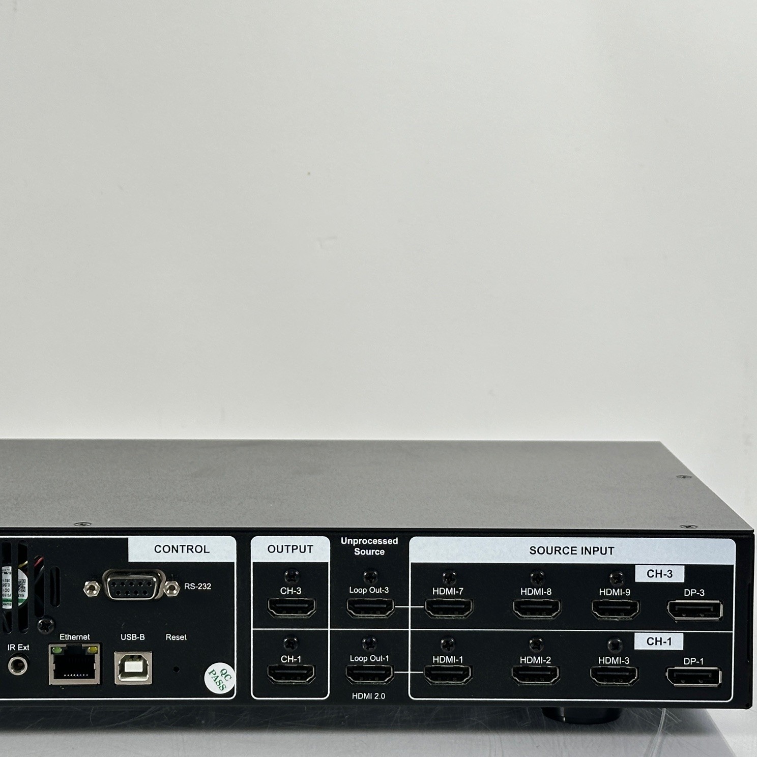 GeoBox UD104 Quad Channel UHD Edge Blending Processor
