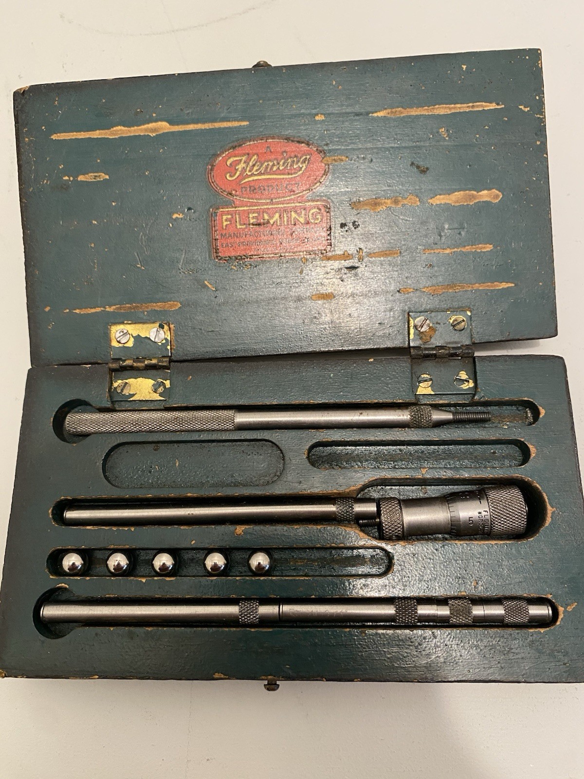 Vintage Fleming Manufacturing 1225 Inside Micrometer Set