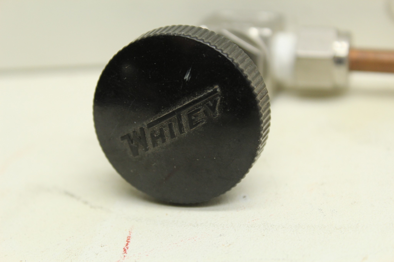 Whitey SS-1VS4 Valve 1/4" Inline Needle Valve Stainless Steel