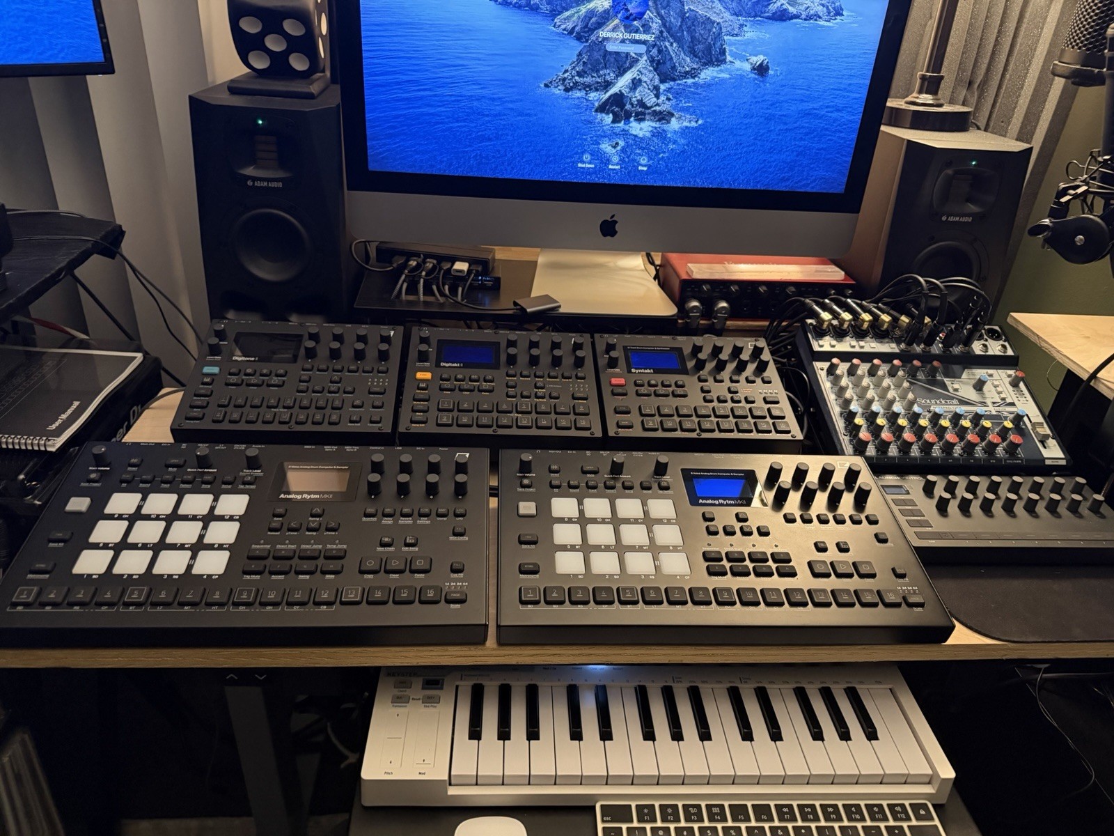 Elektron Analog Rytm MKII With decksaver & Carry Case