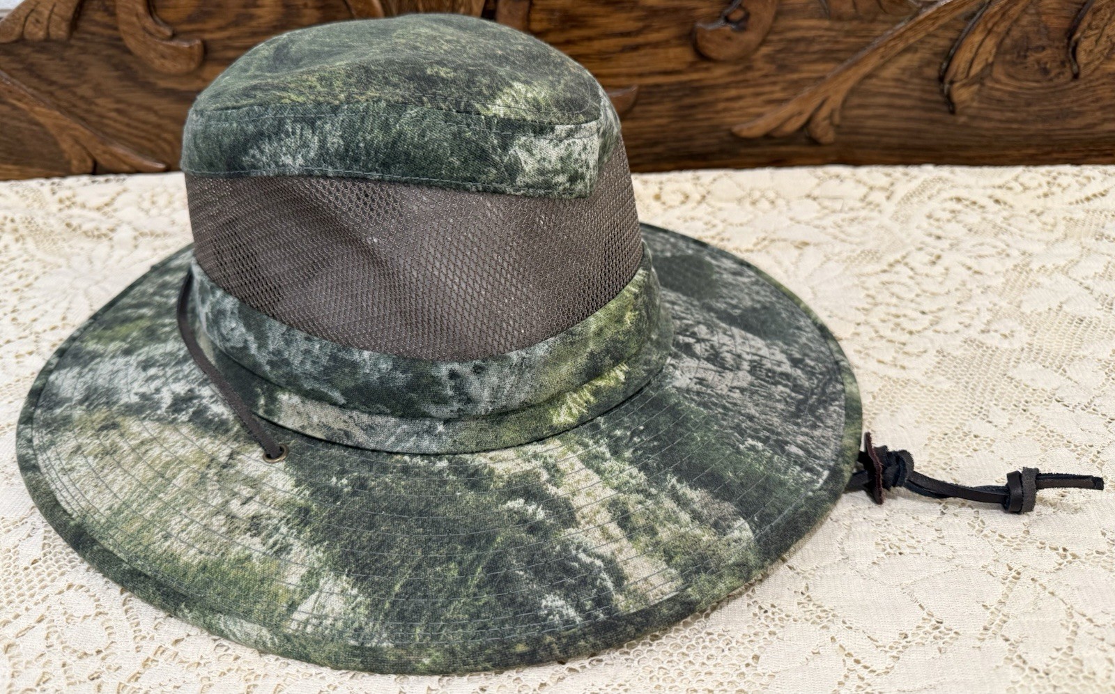 Mossy Oak Camo Hat Cap Sun Hat Mesh Cord Strap Hunting Outdoors Hiking Fishing