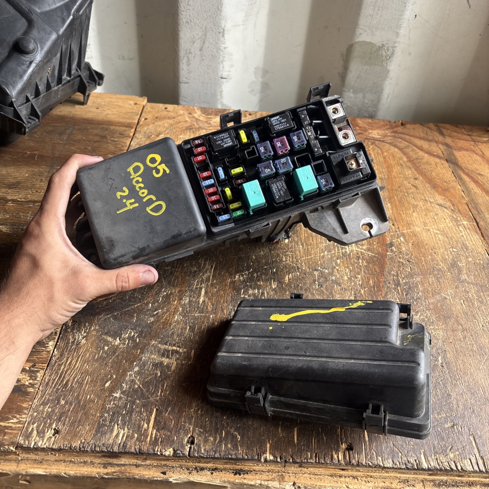 2003–2007 Honda Accord Ridgeline 2.4L Engine Room Fuse Box Block Junction OEM
