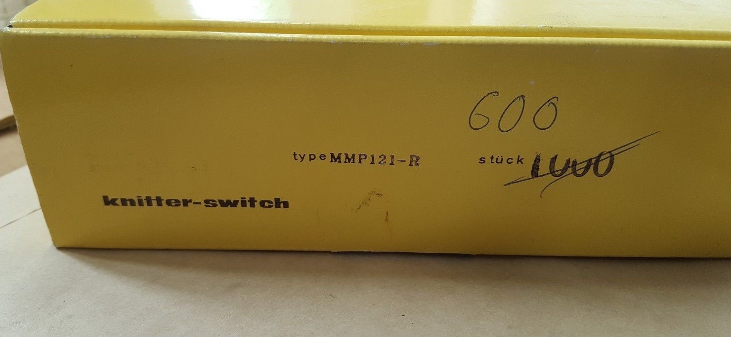 KNITTER SWITCH MMP121-R SLIDE SWITCH QTY: 600 ((IN18S2))
