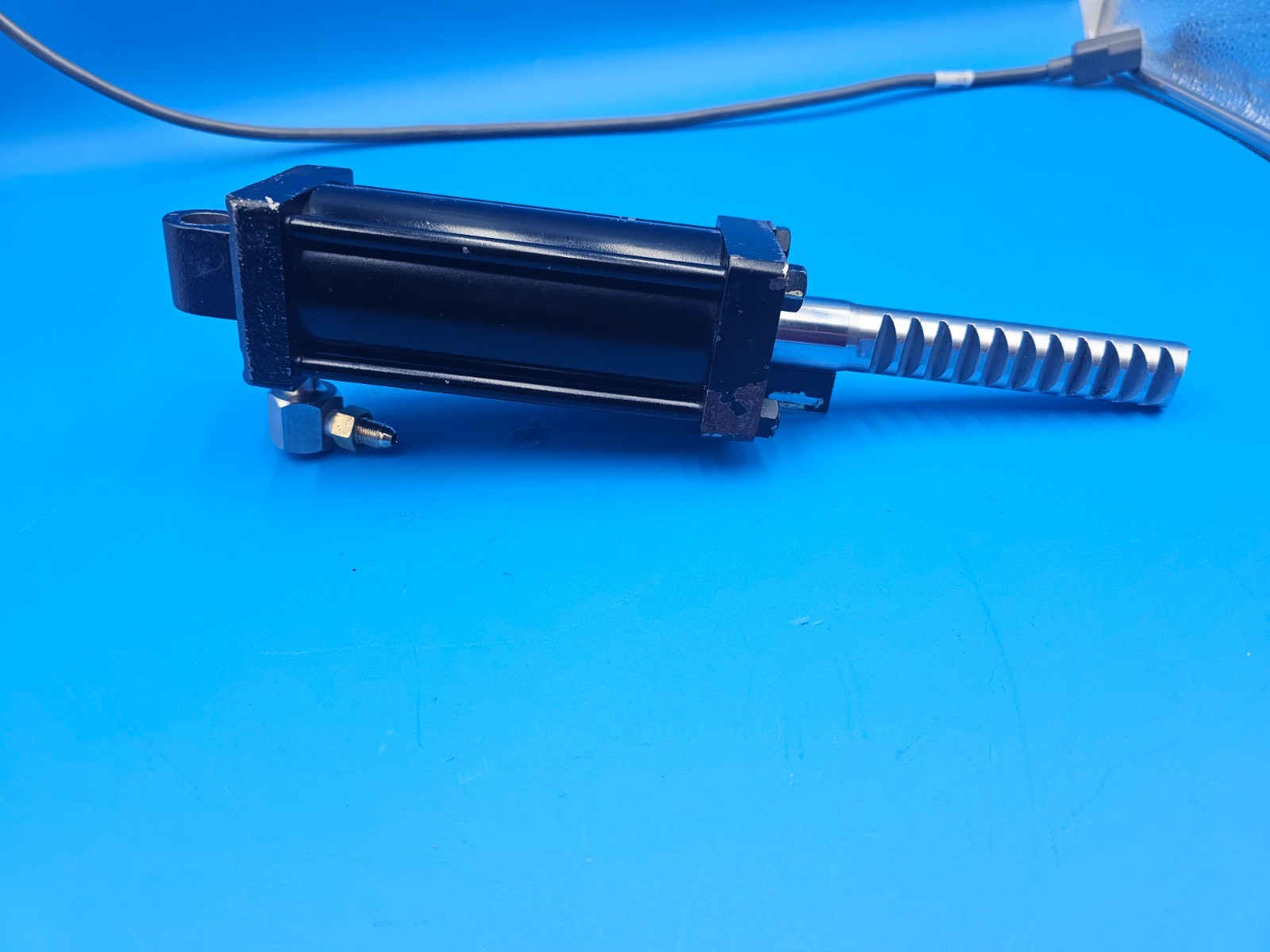 ✅Skytron Foot/Leg Section Cylinder P/N: D4-032-02✅