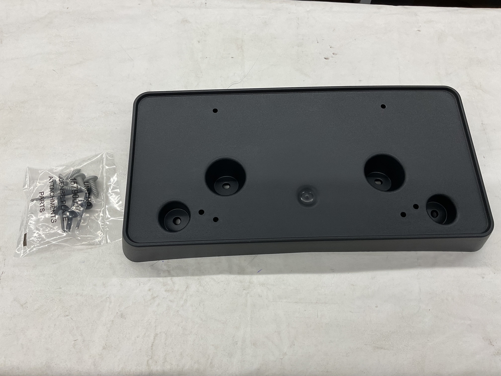 2023-2024 COLORADO FRONT LICENSE PLATE HOLDER NEW GM # 84785992