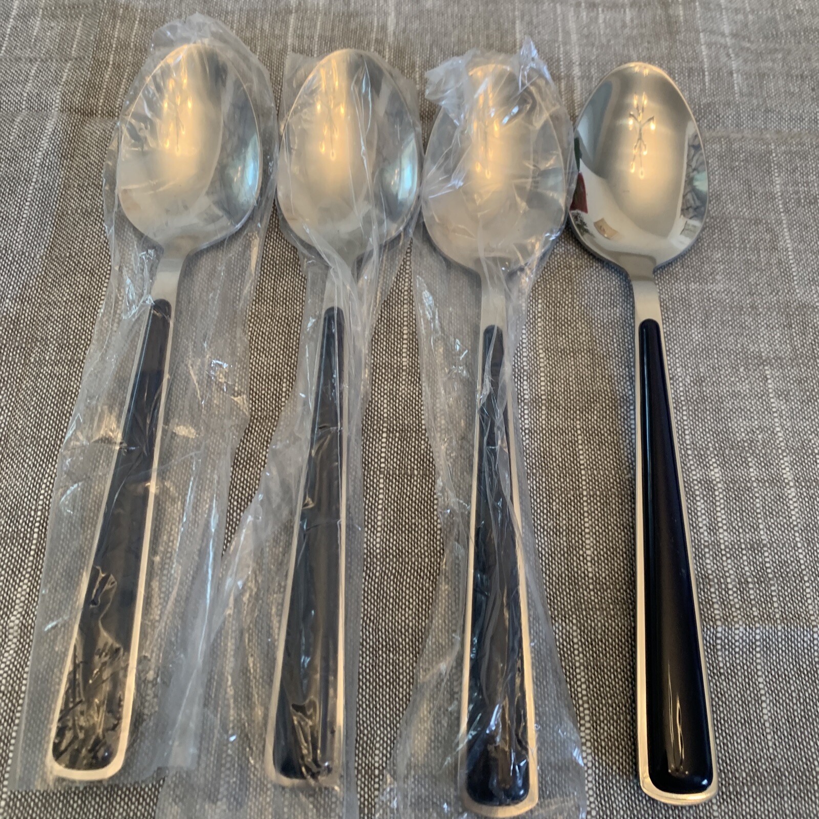 FIESTA MERENGUE Stainless Enamel Color Handle Cambridge Set Of 4 Teaspoons