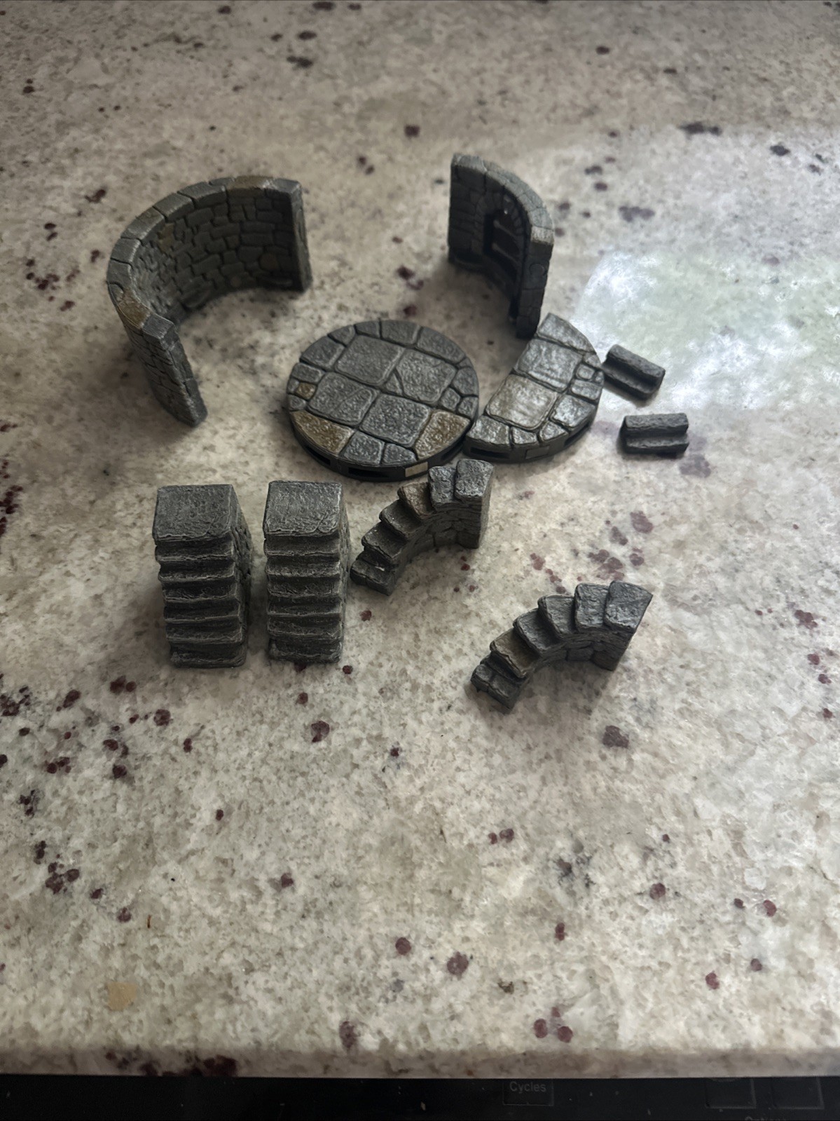 Dwarven Forge - Castle Fieldstone 4in Tower Addition A Must Have
