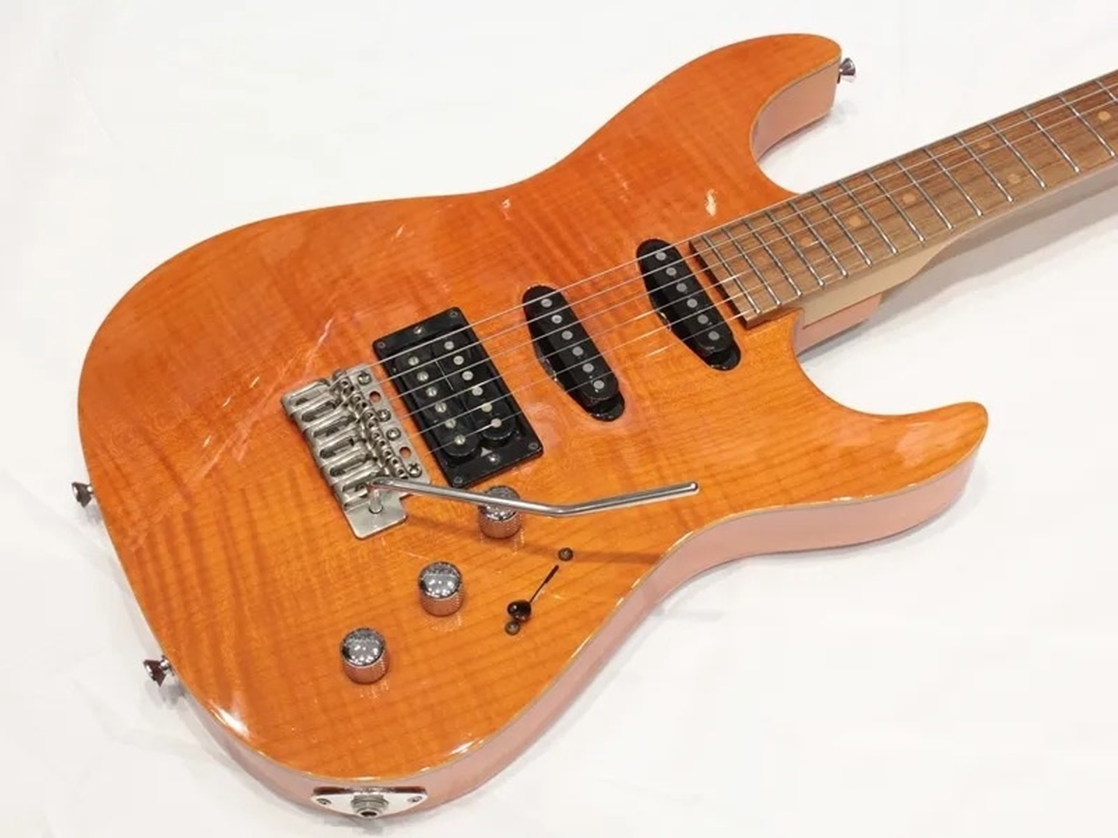 Wilkins Guitars Strato SSH Used Alder body Rosewood fingerboard w/Soft case