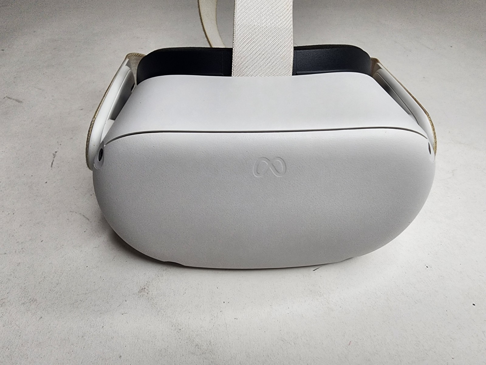 Oculus Meta Quest 2 256GB VR Headset - White ONLY No Controllers *Read Desc*