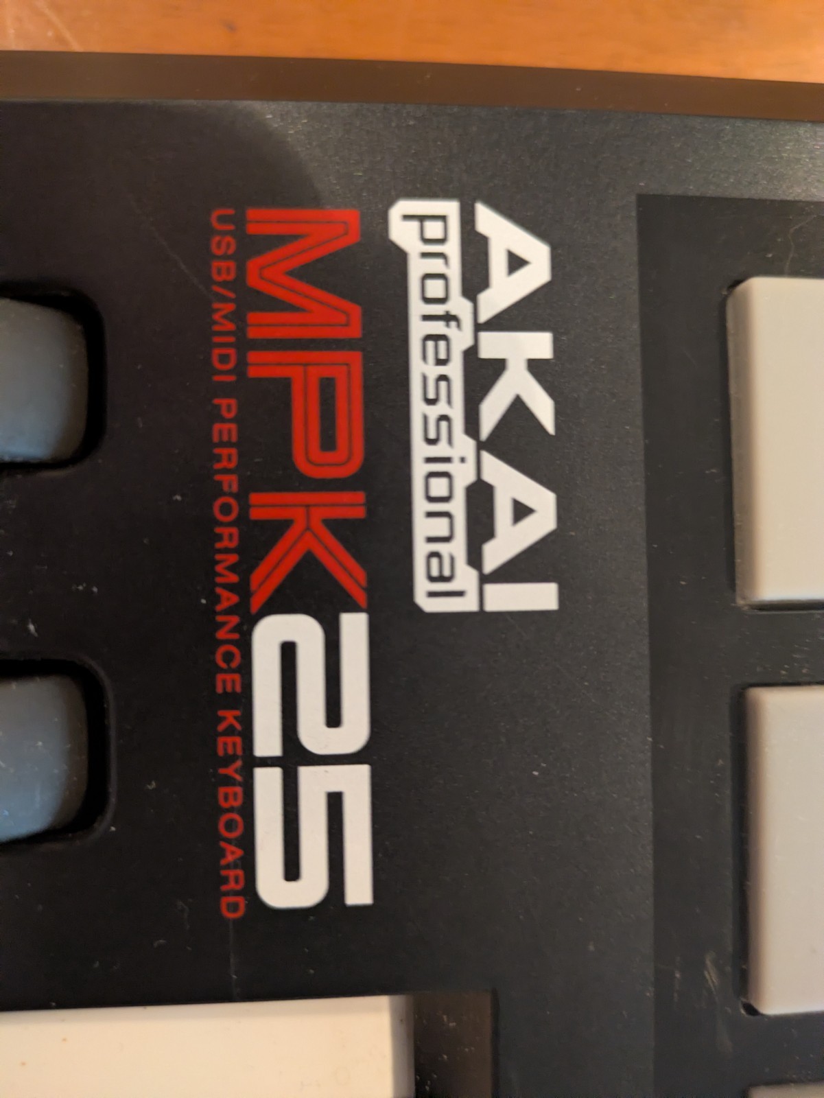 AKAI MPK 25 Professional USB/MIDI Performance Keyboard