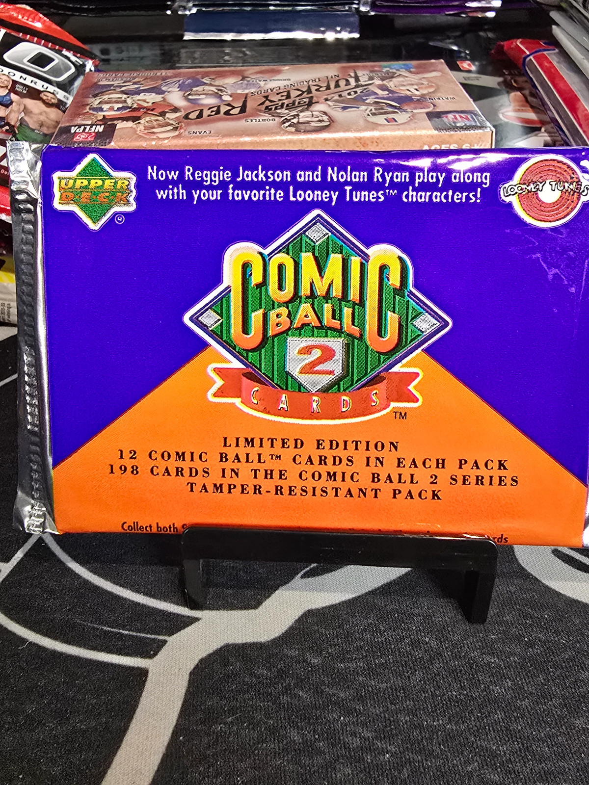 Comic Ball II Looney Tunes MLB Baseball Card Pack Upper Deck 1991
